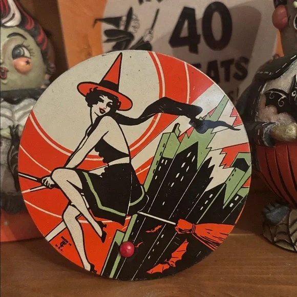 Witch Tin Rachet Noise Maker Vintage Halloween 1930's Art Deco Great condition - Picture 6 of 6
